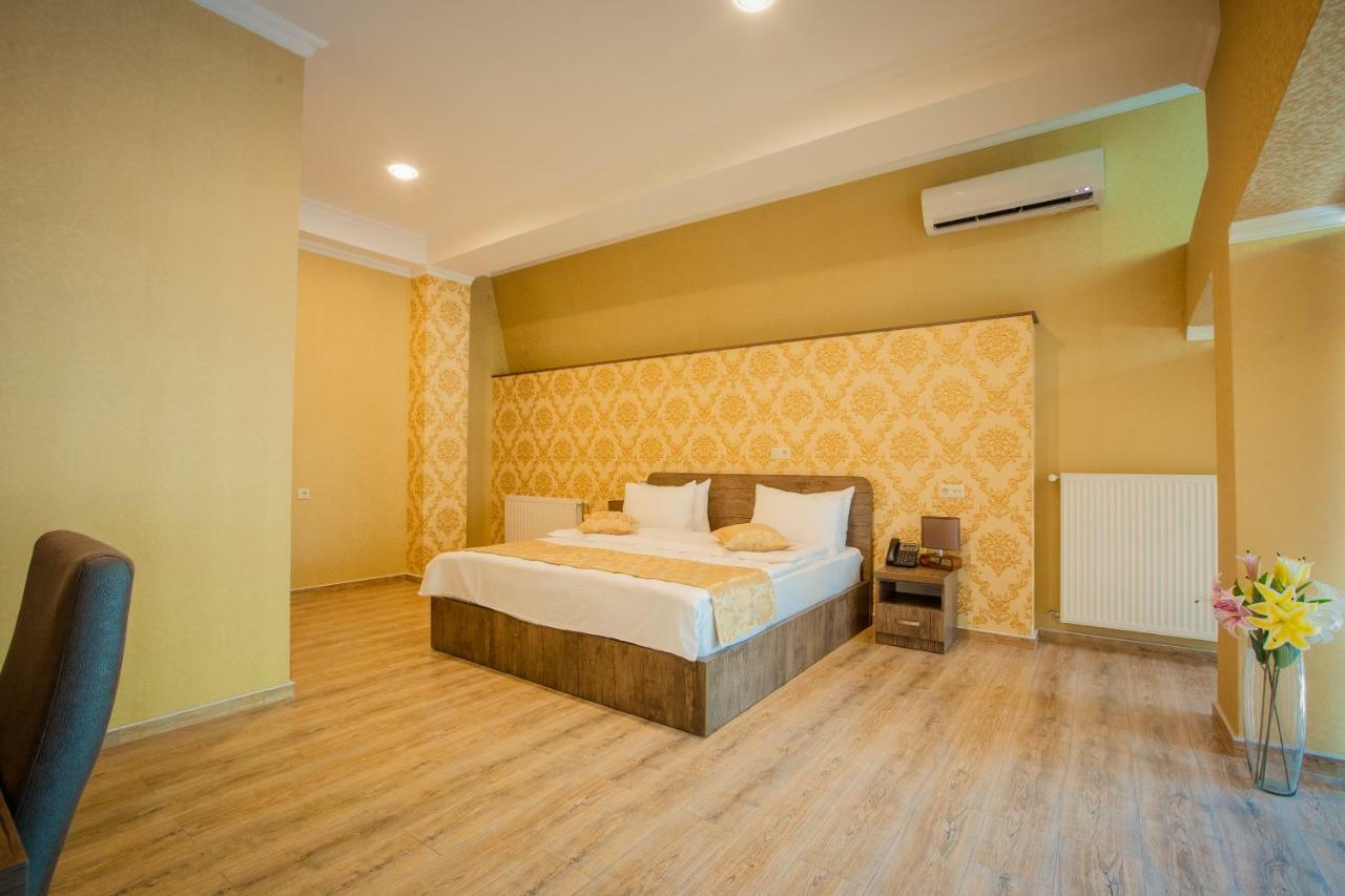 Hotel Comfort Tbilissi Extérieur photo