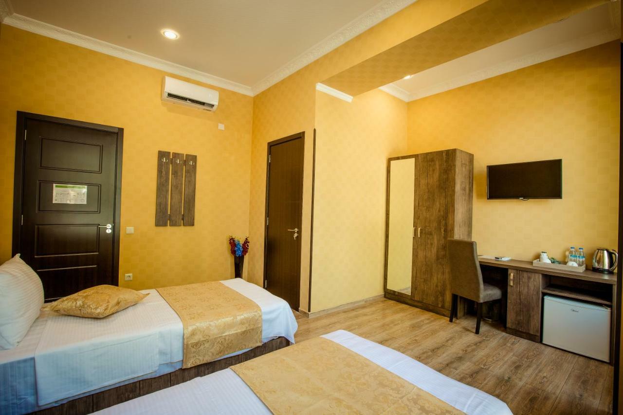 Hotel Comfort Tbilissi Extérieur photo